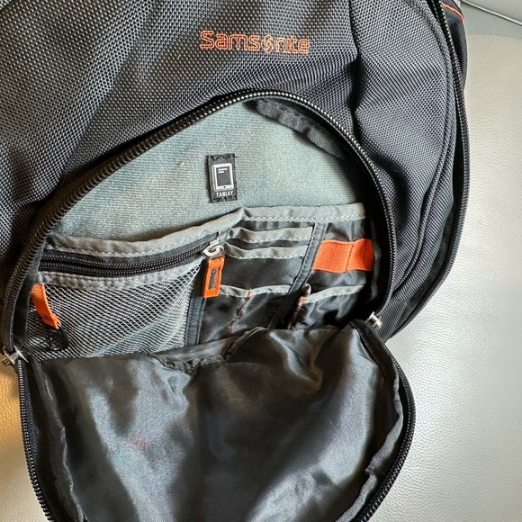 Samsonite Large Backpack - Picture 6 of 10